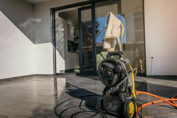 Best Animal Enclosure Cleaning  in Rio Pinar, FL